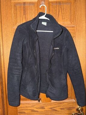 Columbia Women's black Fleece Jacket